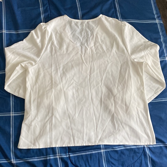 Cream Long Sleeve Blouse with V-neck embroidered Collar and cuffs - Picture 11 of 17